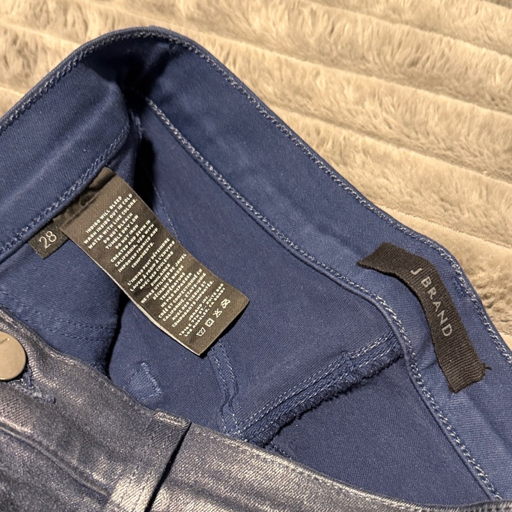 J Brand Woman’s Deep Blue Skinny Jeans